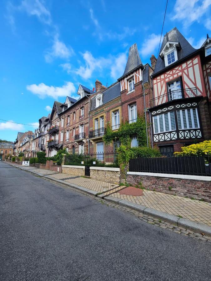 Appartement Douillet En Hyper Centre De 디에프 외부 사진